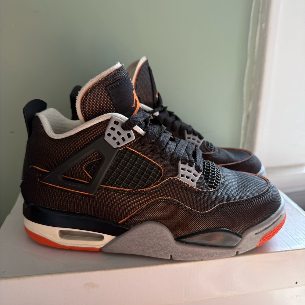 Jordan Woman Black and Orange Sneakers